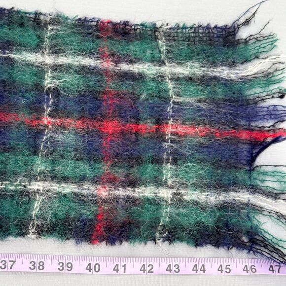 Vintage Mohair & Wool Plaid Fringed Scarf Wrap Made in Scotland 47 x 9 in - Picture 3 of 5